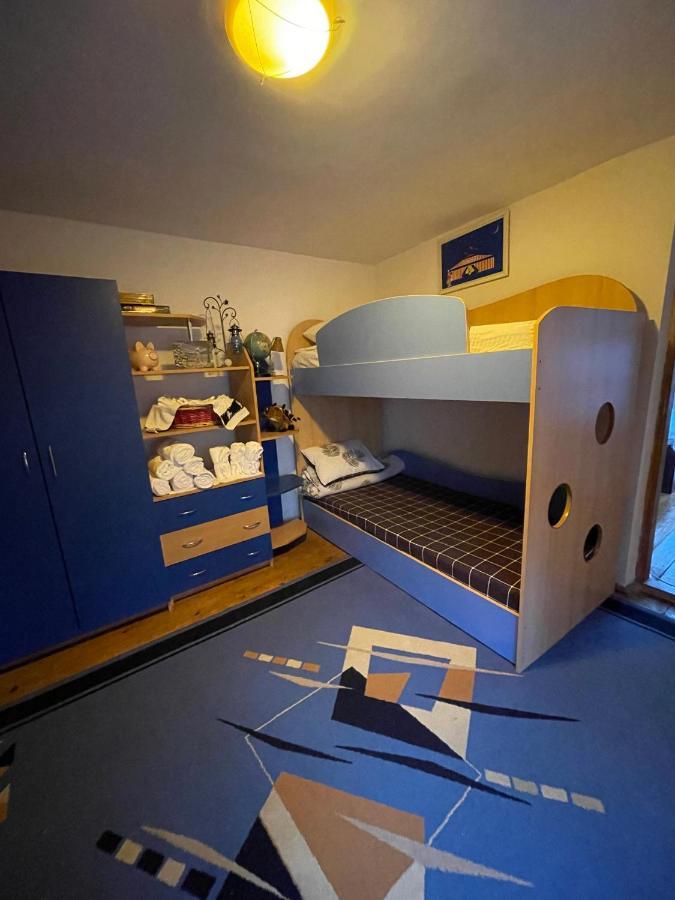 クラヨーヴァ Ada-Ini Houseヴィラ エクステリア 写真